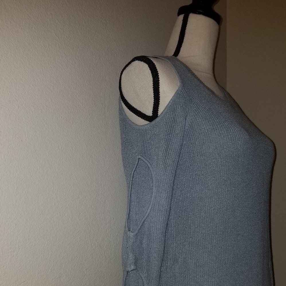 Grey Knit - Picture 3 of 3